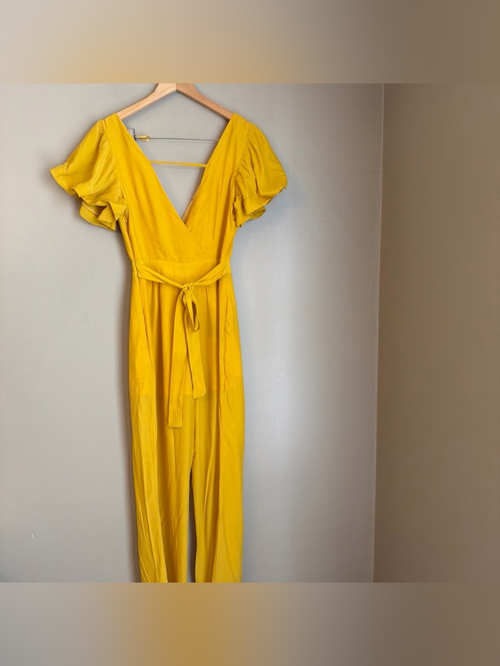 Endless Rose Flounced Sleeve V Neck Jumpsuit Yellow Wide Leg Size Small NWT - Picture 6 of 12